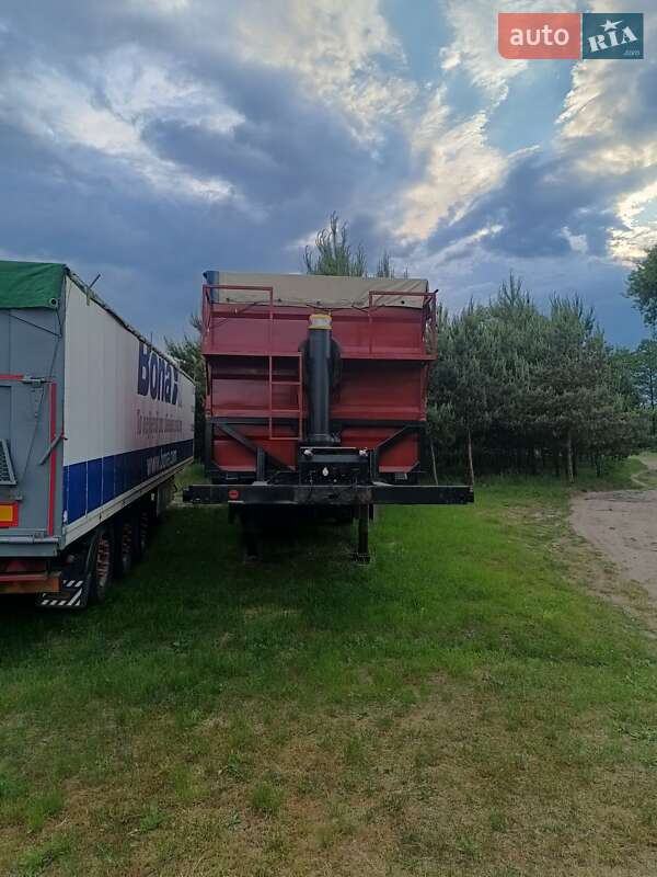 Самоскид напівпричіп Schwarzmuller SPA-3E 2003 в Прилуках