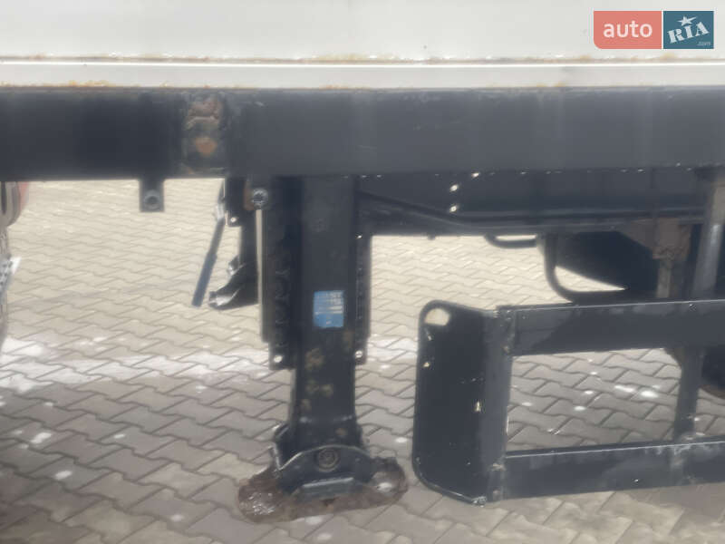 Зерновоз - напівпричіп Schwarzmuller SPA-3E 2005 в Оратові фото 4 Зерновоз - напівпричіп Schwarzmuller SPA-3E 2005 в Оратові