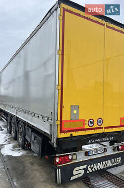 Бортовой полуприцеп Schwarzmuller SPA-3E 2011 в 