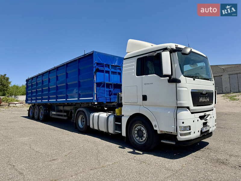 Самоскид напівпричіп Schwarzmuller SPA-3E 2006 в Миколаєві