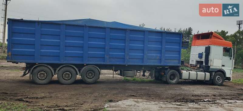 Самосвал полуприцеп Schwarzmuller SPA-3E 2004 в 