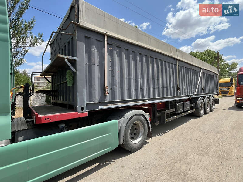 Контейнеровоз напівпричіп Schwarzmuller SPA-3E 2003 в Миколаєві