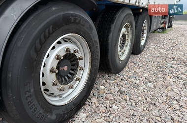 Тентований борт (штора) - напівпричіп Schwarzmuller SPA-3E 2013 в Києві