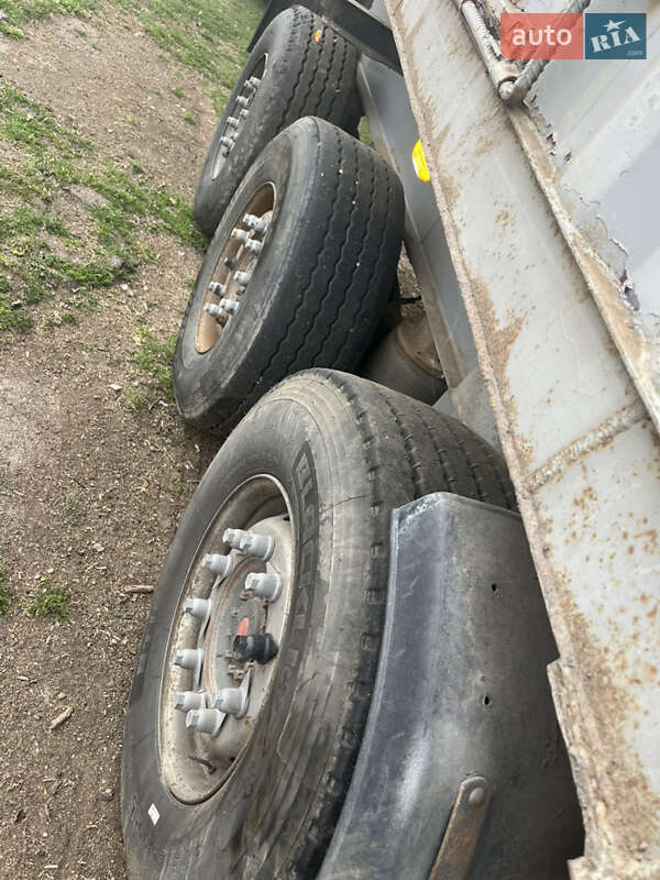 Самоскид напівпричіп Schwarzmuller SPA-3E 2001 в Болграді