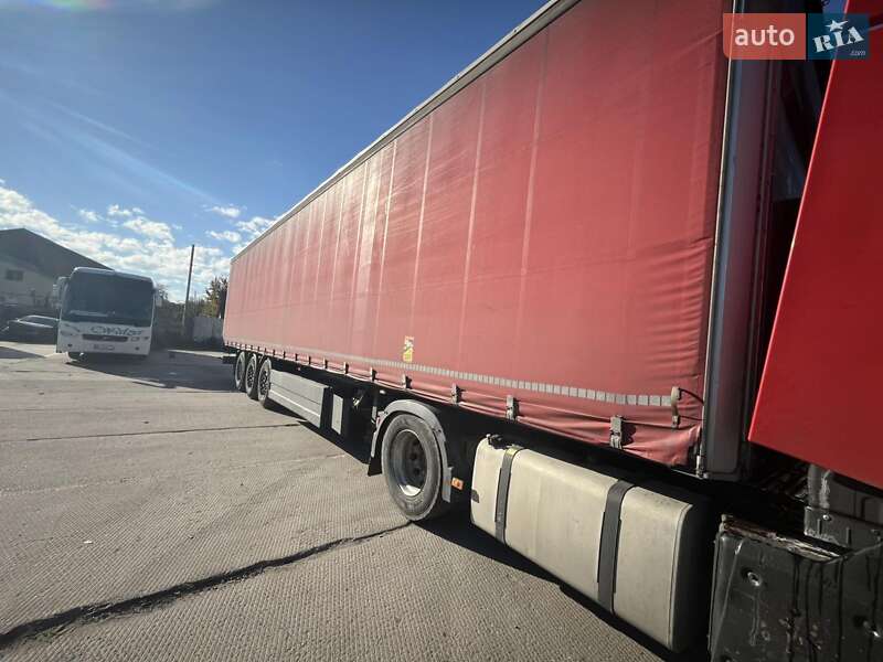 Тентований борт (штора) - напівпричіп Schwarzmuller SPA-3E 2007 в Львові