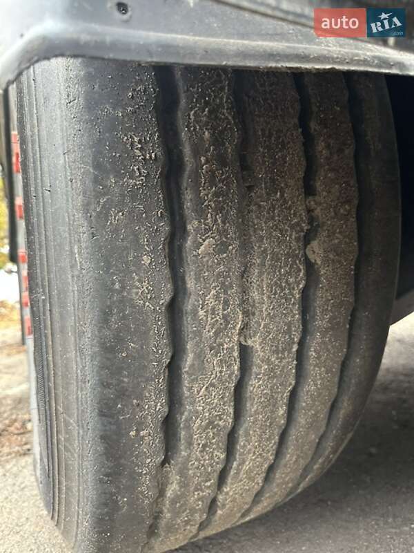 Бортовий напівпричіп Schwarzmuller SPA-3E 2008 в Рівному