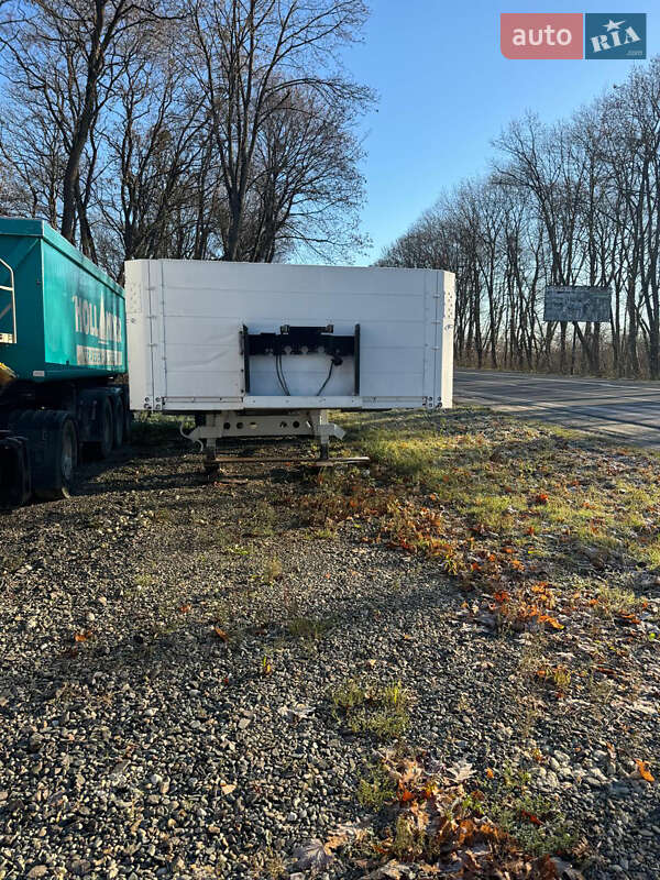 Бортовой полуприцеп Schwarzmuller SPA-3E 2004 в Львове фото Бортовой полуприцеп Schwarzmuller SPA-3E 2004 в Львове