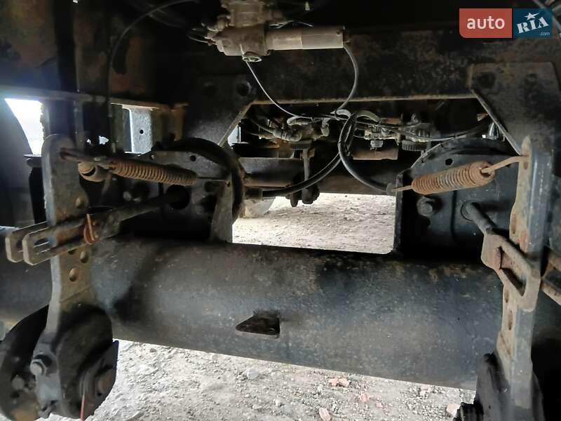 Зерновоз - полуприцеп Schwarzmuller SPA-3E 2001 в Ивановке