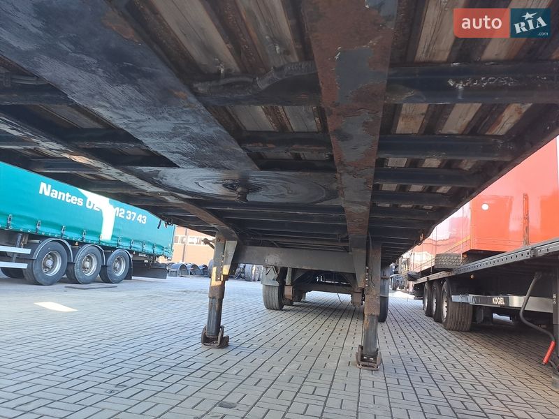 Платформа полуприцеп Schwarzmuller SPA-3E 2004 в Черкассах