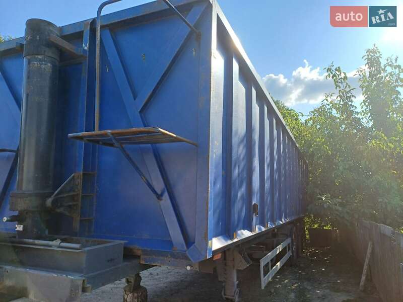 Зерновоз - полуприцеп Schwarzmuller TSL 2002 в Демидовке