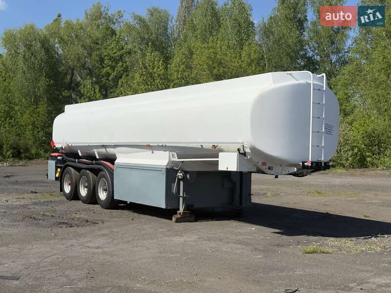 Цистерна напівпричіп Schwarzmuller TSL 1996 в Хусті фото 2 Цистерна напівпричіп Schwarzmuller TSL 1996 в Хусті