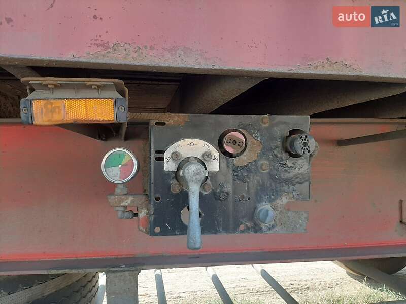 Контейнеровоз полуприцеп Schweriner CS 40 GV 2004 в Николаеве фото 3 Контейнеровоз полуприцеп Schweriner CS 40 GV 2004 в Николаеве