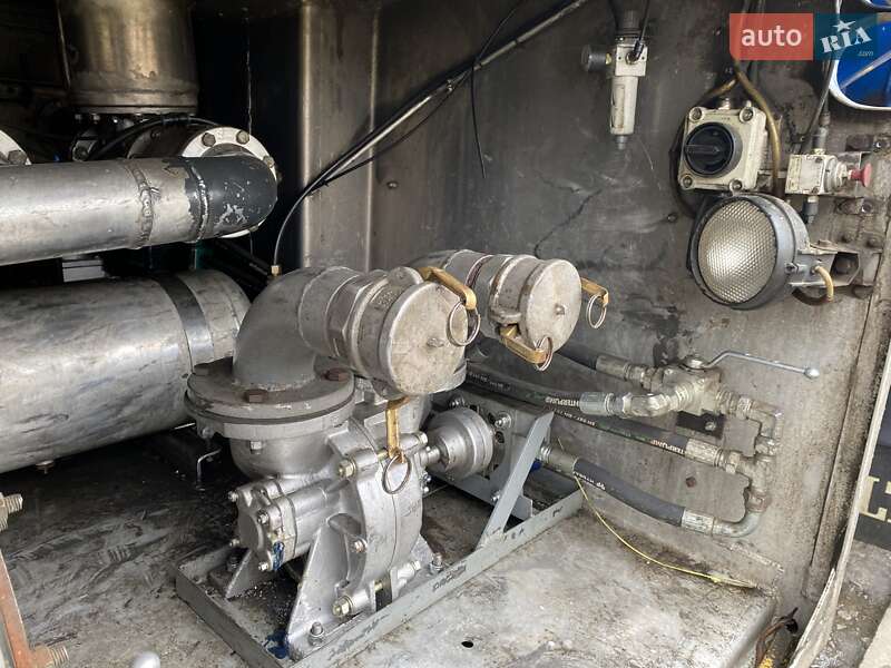 Цистерна полуприцеп Schwingenschlogel DST-30L/V2A 1991 в Киеве