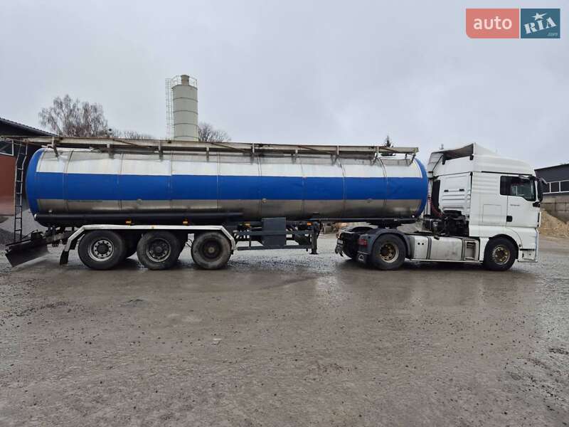 Цистерна напівпричіп Schwingenschlogel DST-30L/V2A 1989 в Вінниці