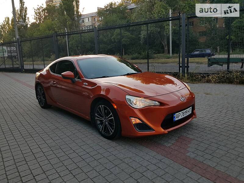 Купе Scion FR-S 2013 в Запоріжжі