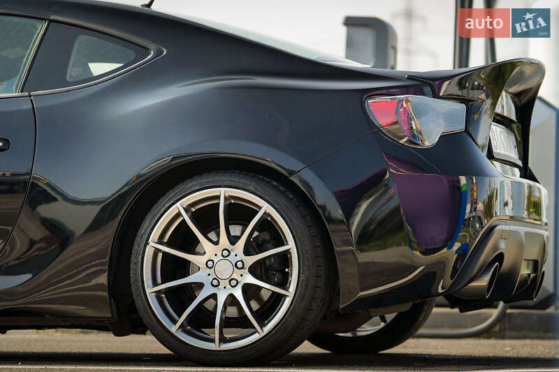 Купе Scion FR-S 2013 в Полтаве