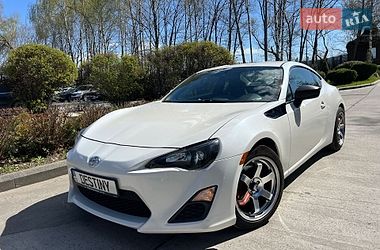 Купе Scion FR-S 2015 в Киеве