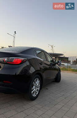 Седан Scion iA 2015 в 