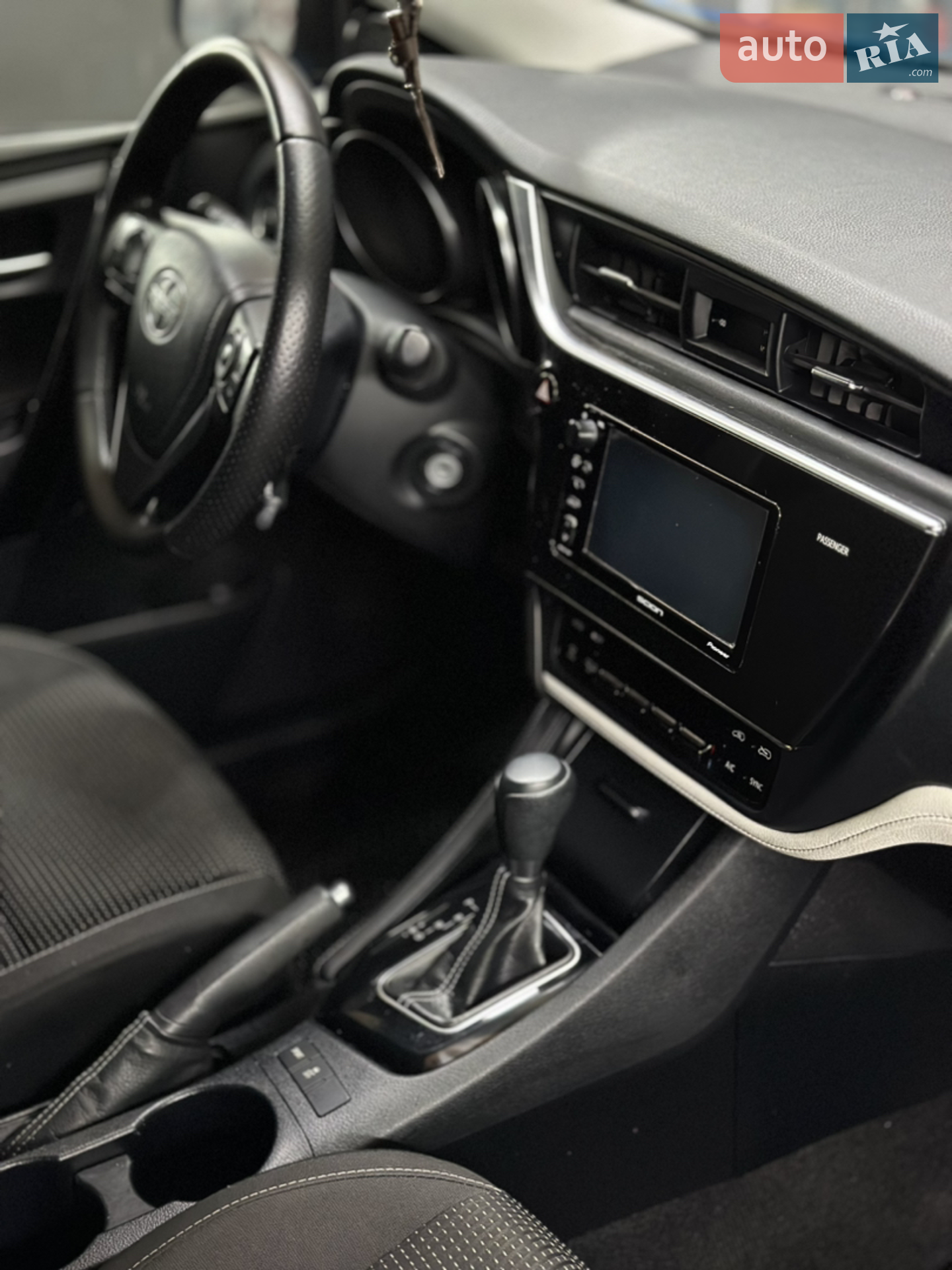 2015 Scion iM - мініатюра 19