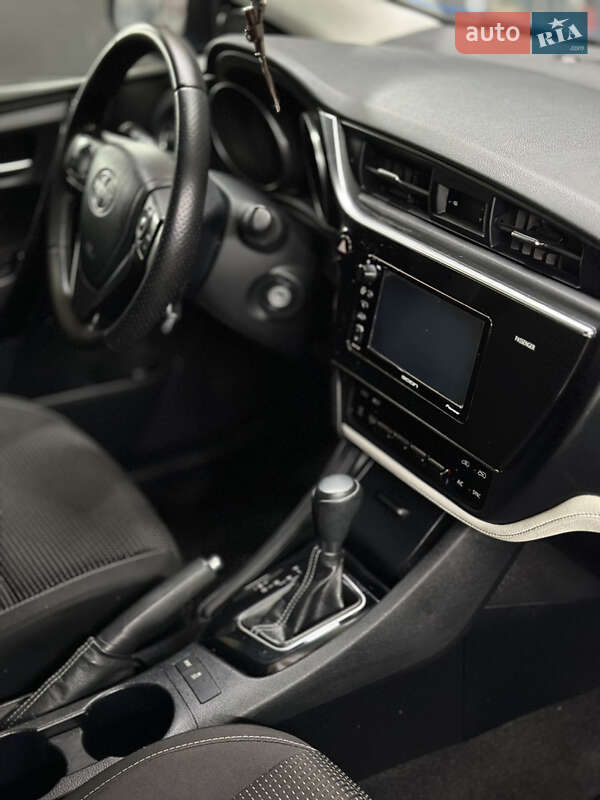 Хетчбек Scion iM 2015 в Києві