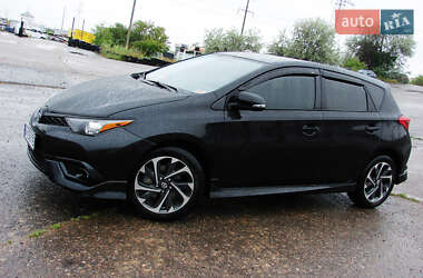 Хэтчбек Scion iM 2016 в 
