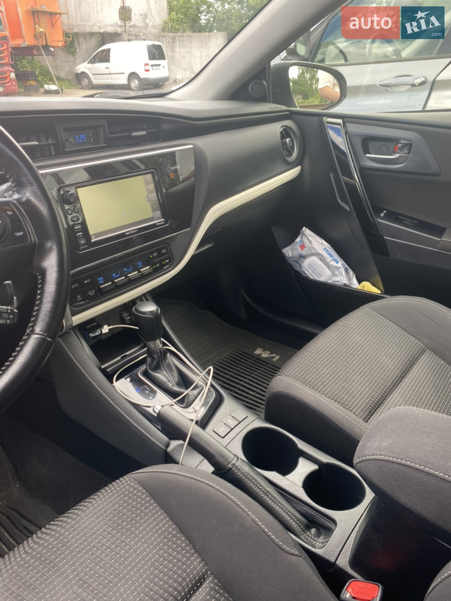 2016 Scion iM - мініатюра 10