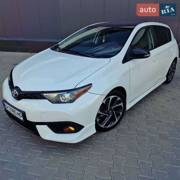 Хэтчбек Scion iM 2015 в 