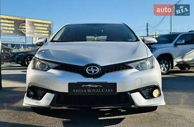Хетчбек Scion iM 2016 в 