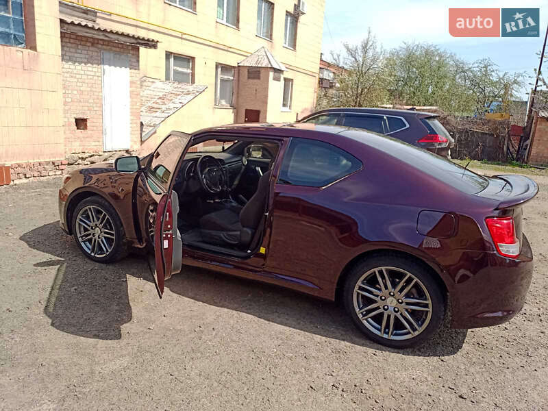 Купе Scion tC 2013 в Городище