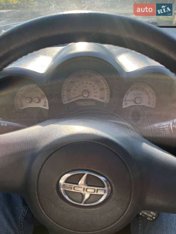 Купе Scion tC 2006 в Обухове