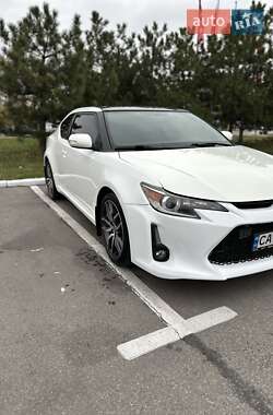 Купе Scion tC 2013 в Запоріжжі