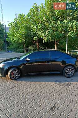 Купе Scion tC 2010 в Кривому Розі