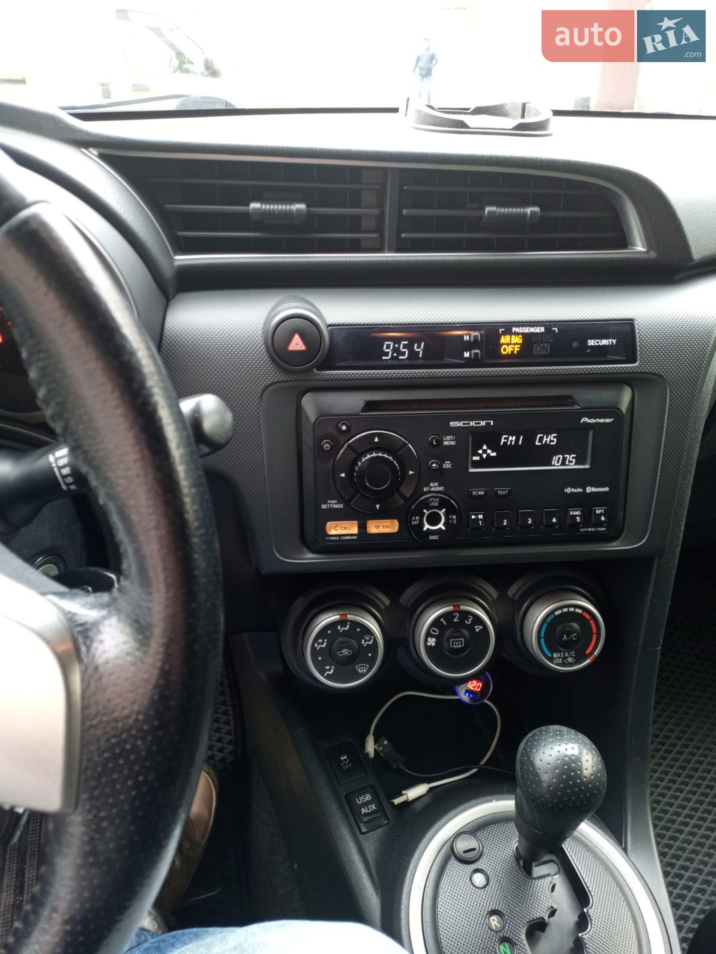2013 Scion tC - мініатюра 9