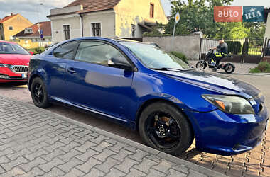 Купе Scion tC 2005 в Киеве