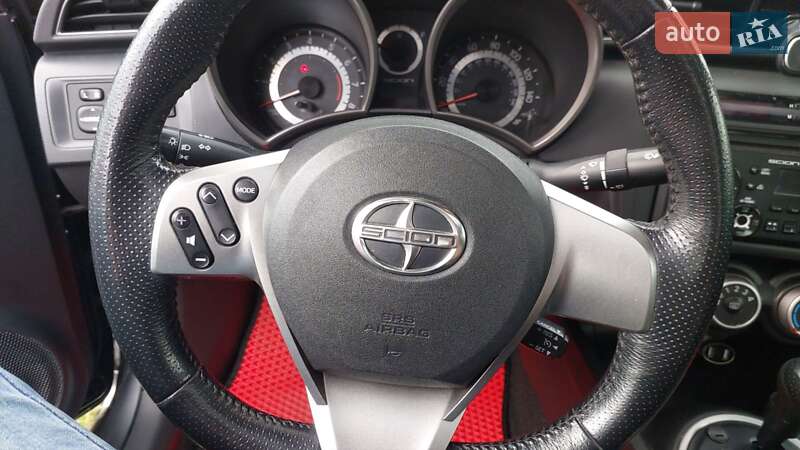 Купе Scion tC 2011 в Києві