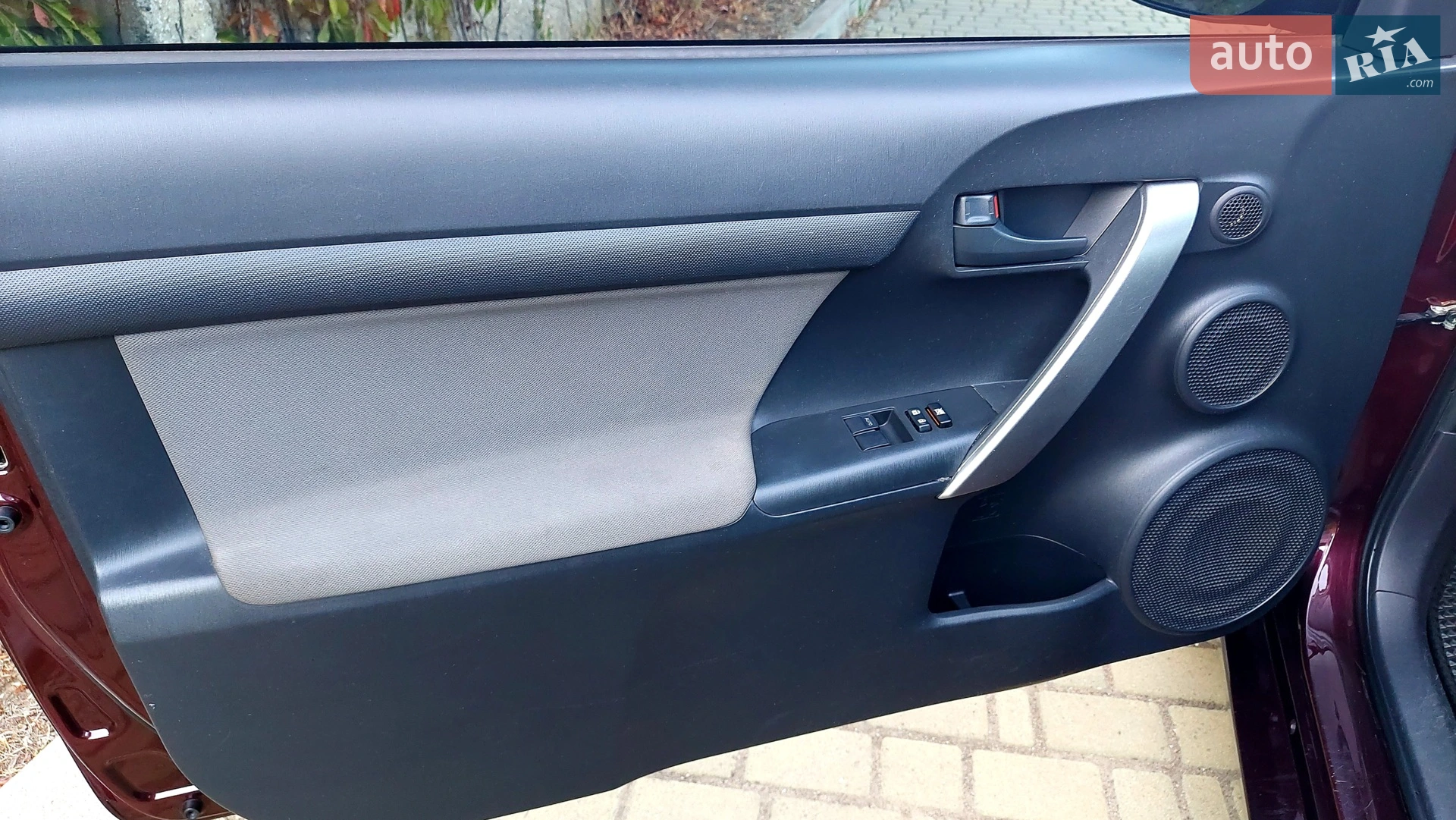 2011 Scion tC - мініатюра 62
