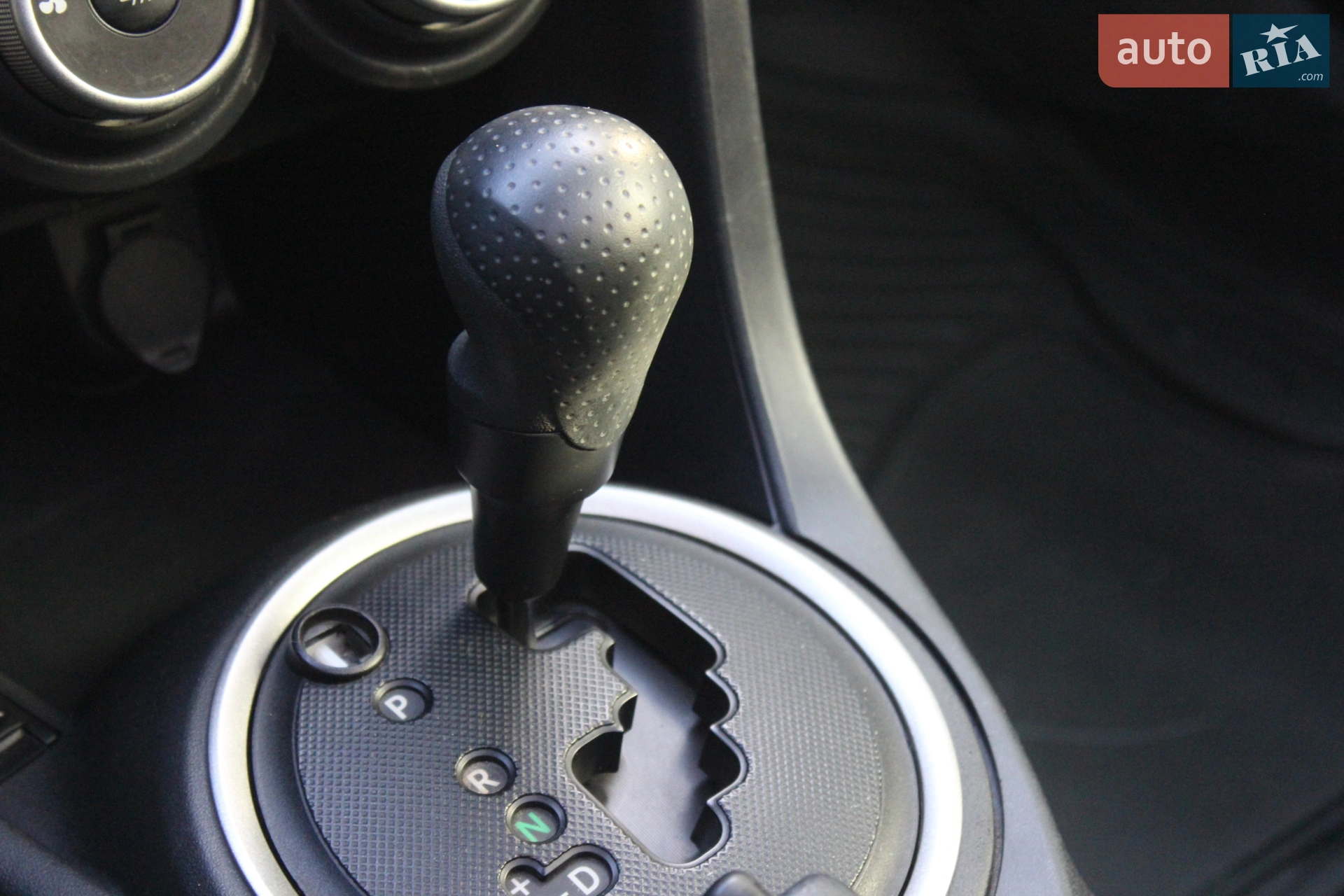 2012 Scion tC - мініатюра 26