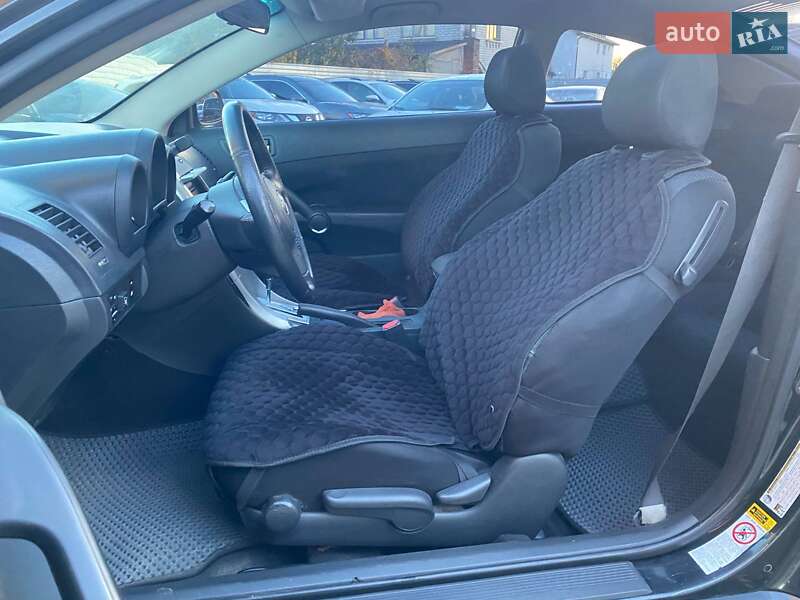 Купе Scion tC 2005 в Киеве
