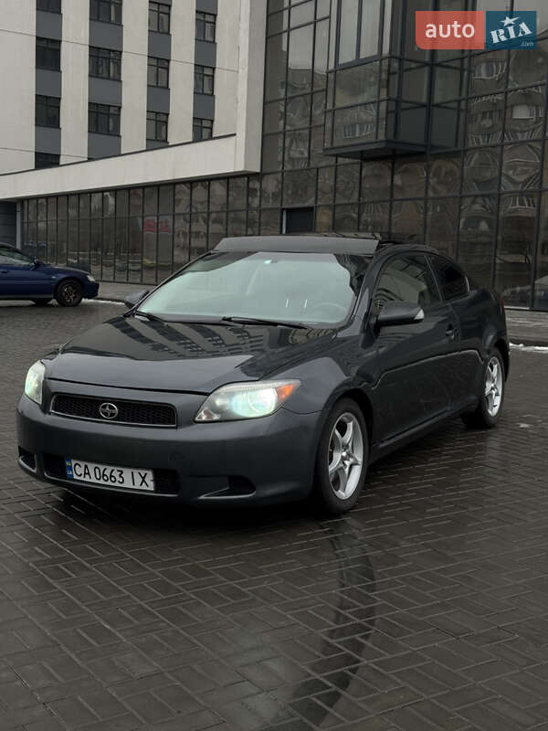 Scion tC 2005