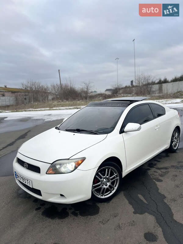 Scion tC 2005