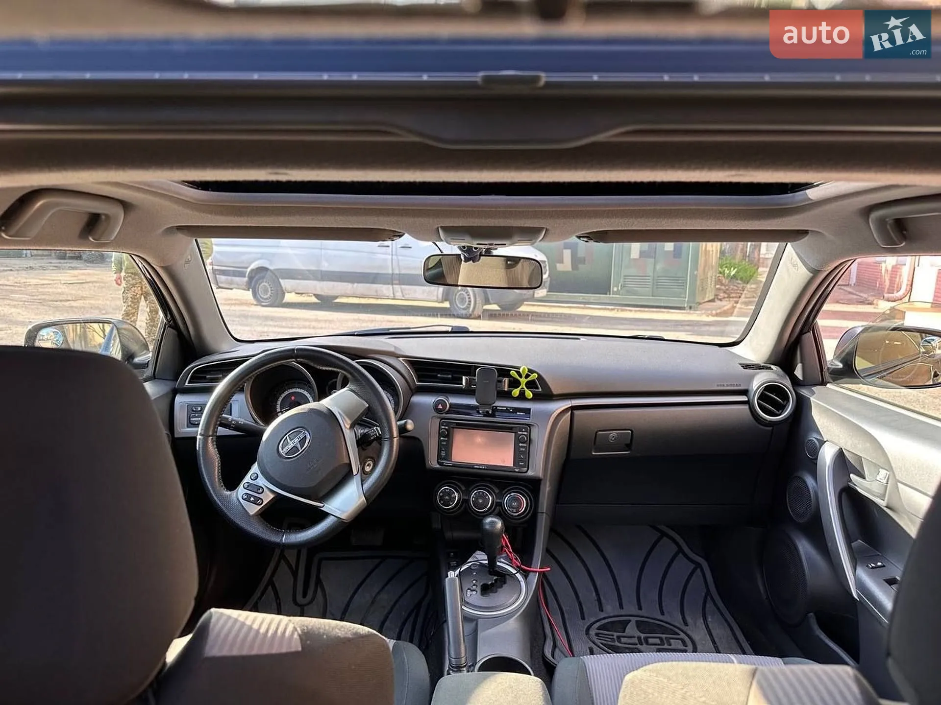 2014 Scion tC - мініатюра 5