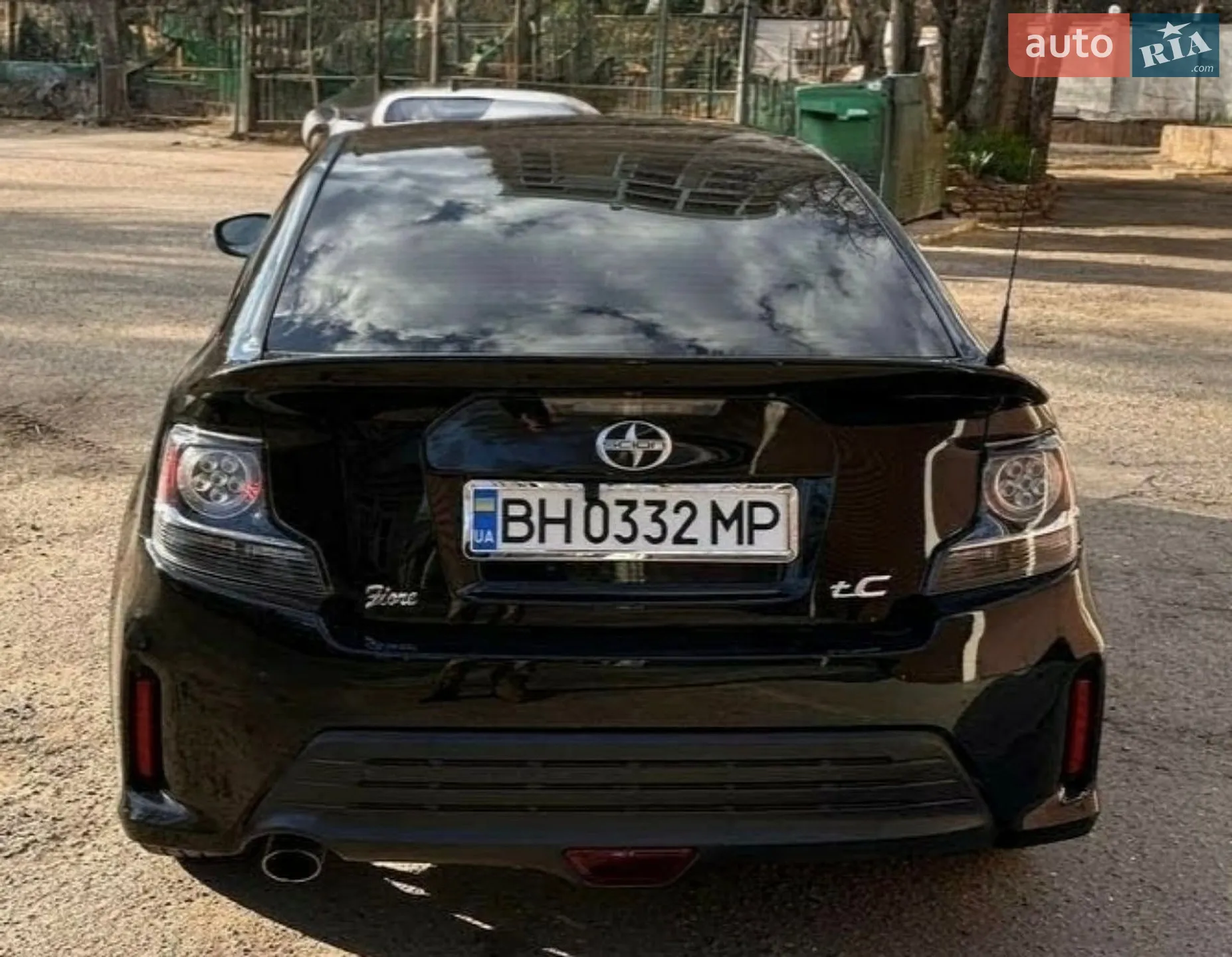 2014 Scion tC - мініатюра 3
