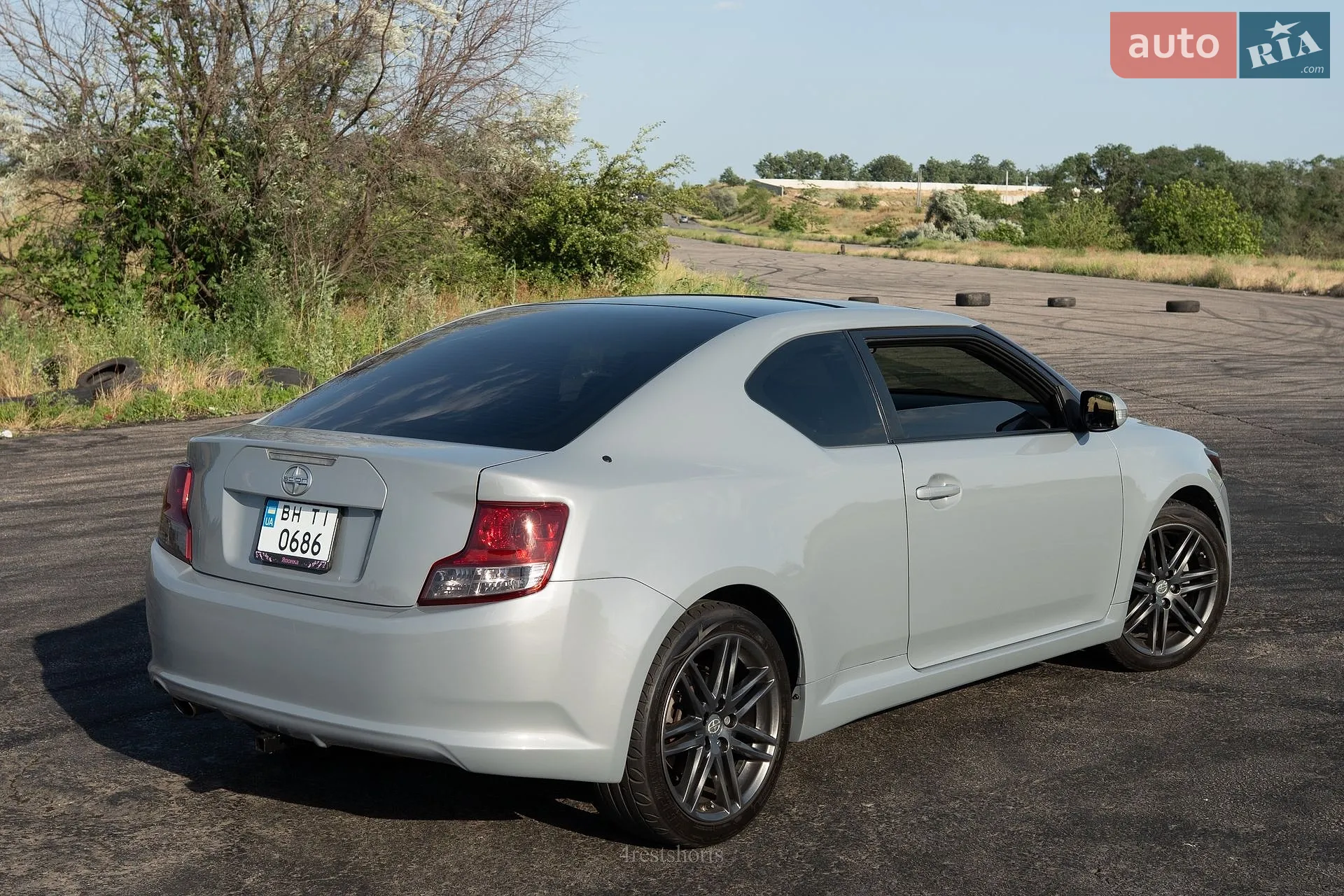 2010 Scion tC - мініатюра 2