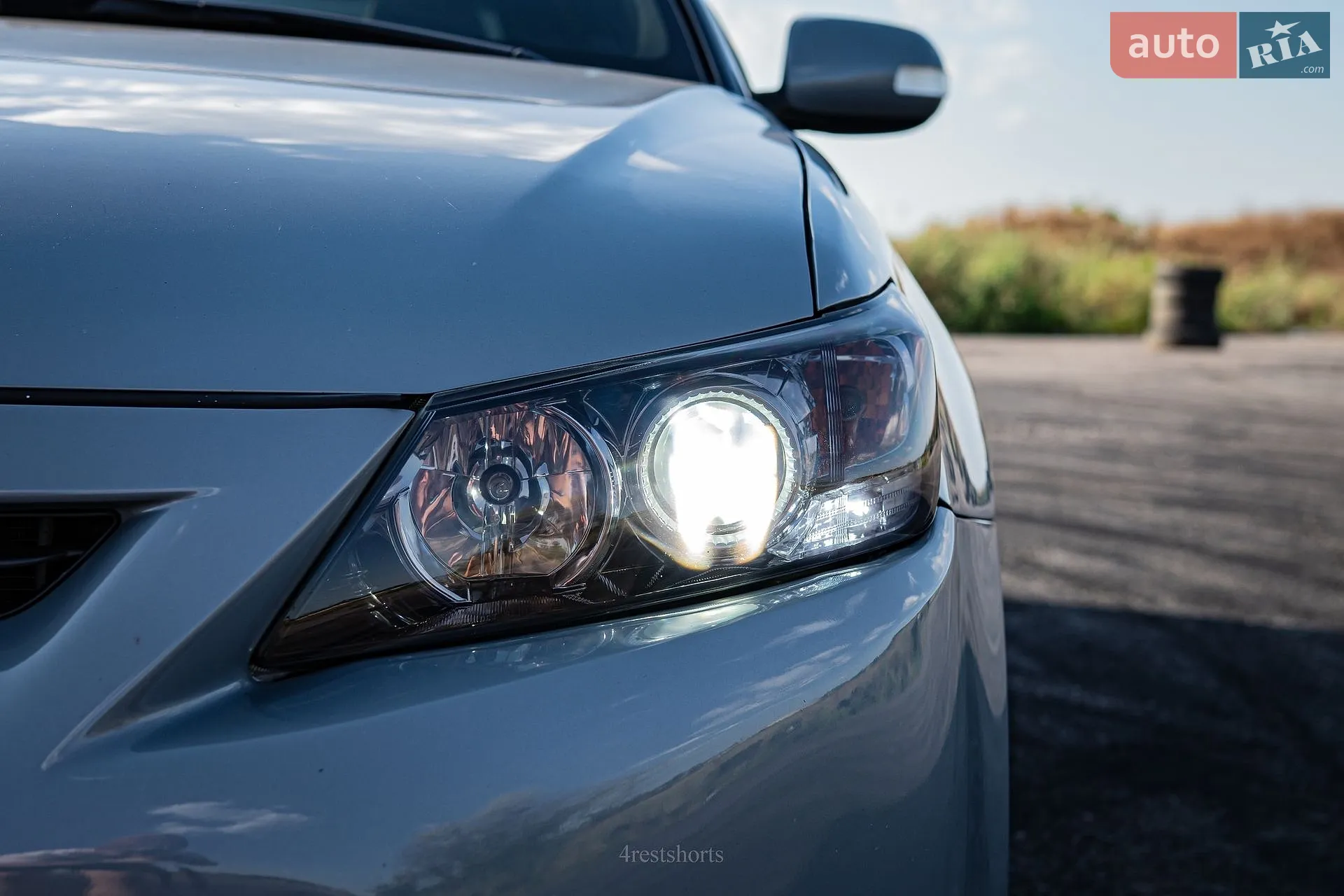 2010 Scion tC - мініатюра 12