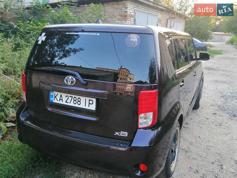 Хэтчбек Scion xB 2012 в Виннице