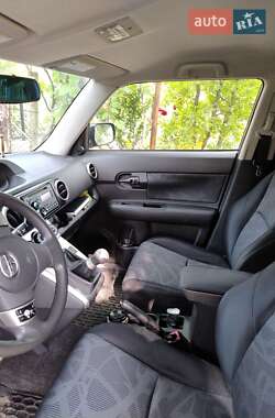 Микровэн Scion xB 2012 в 