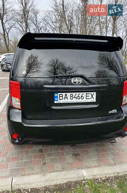 Микровэн Scion xB 2012 в 