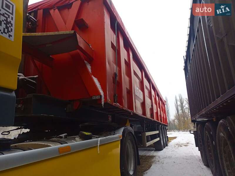 Самосвал полуприцеп SDC SDC 2004 в Жашкове