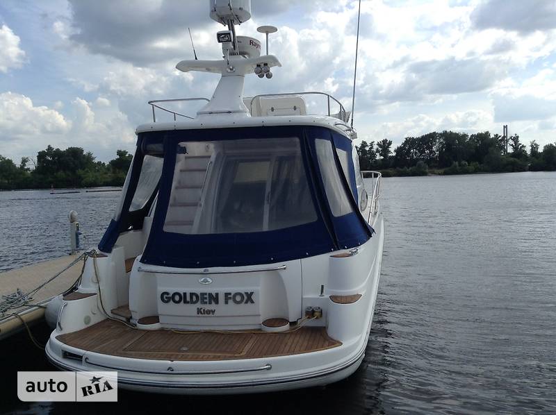 Моторна яхта SeaLine S37 2005 в Києві