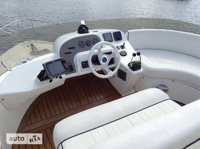 Моторна яхта SeaLine S37 2005 в Києві